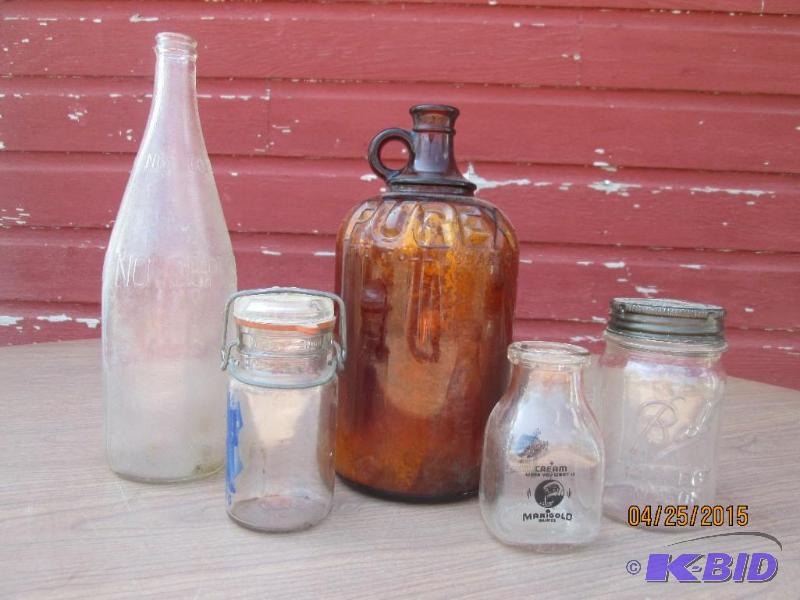 lot 28 image: Lot of vintage household jars and bottles. Al...