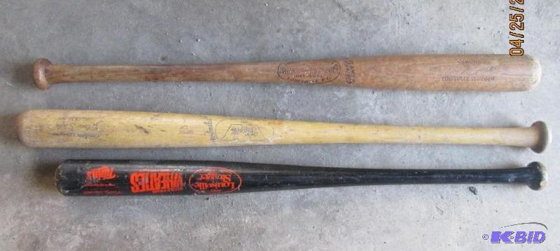 lot 39 image: Lot of 3 wooden baseball bats....