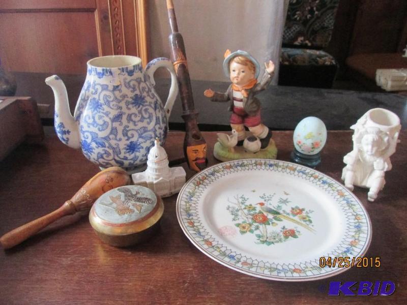 lot 50 image: Lot of miscellaneous household dcor...