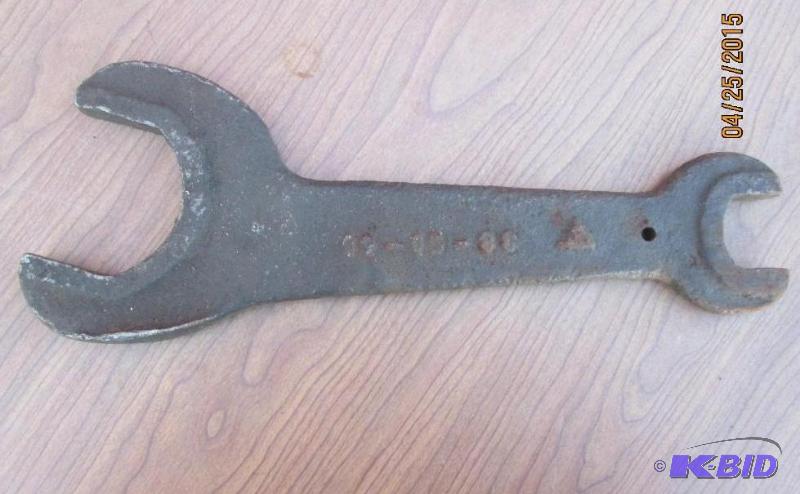 lot 65 image: 15" flat wrench...