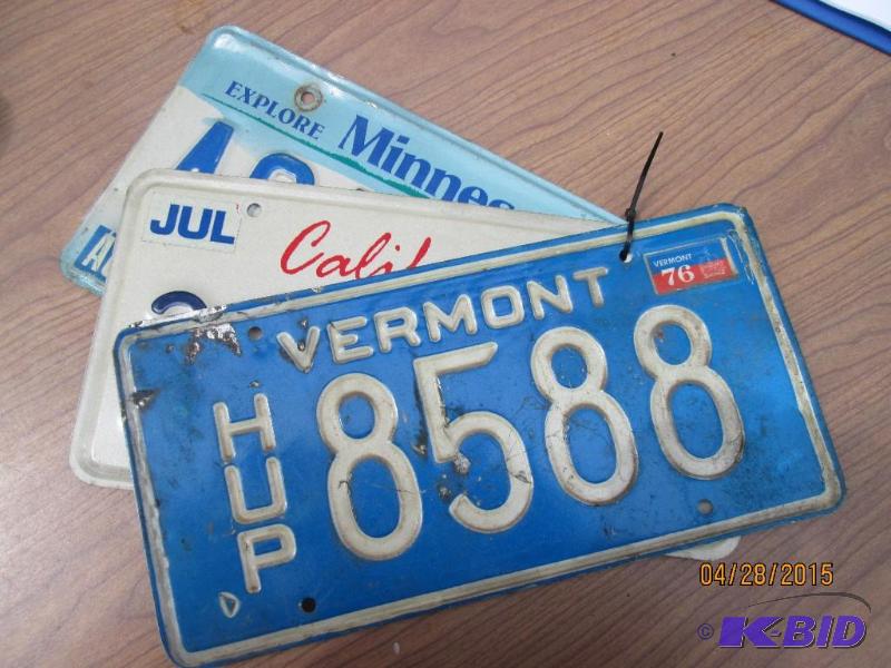 lot 88 image: Lot of 3 license plates...