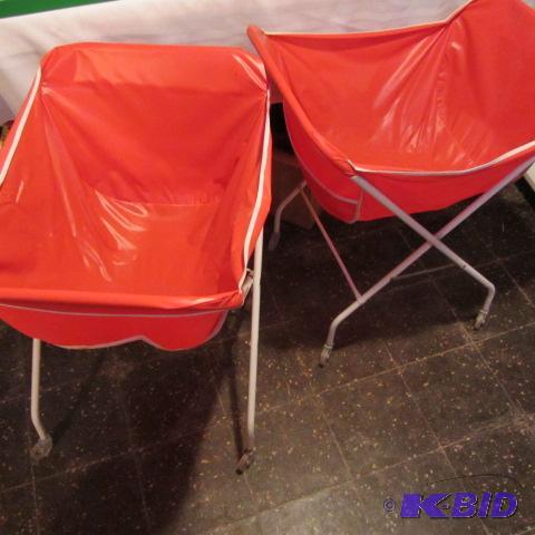 Pair Laundry Carts