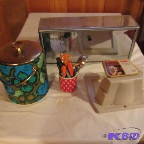 Chrome Bread Box, Utensils