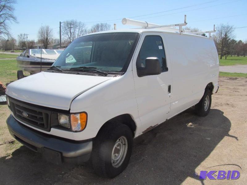 Ford Econoline Van
