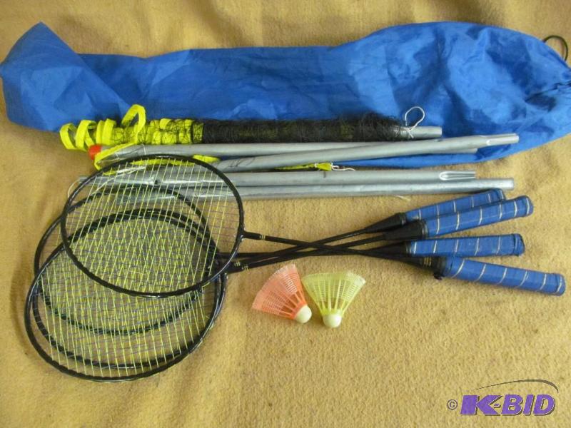 Badminton