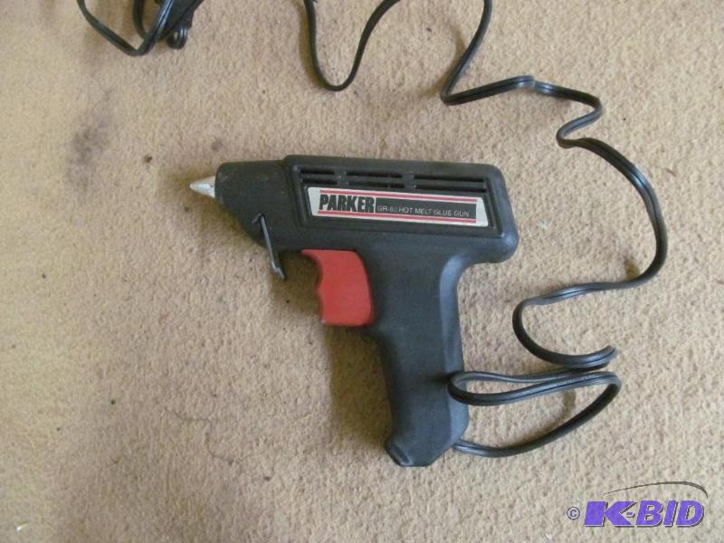 Glue gun