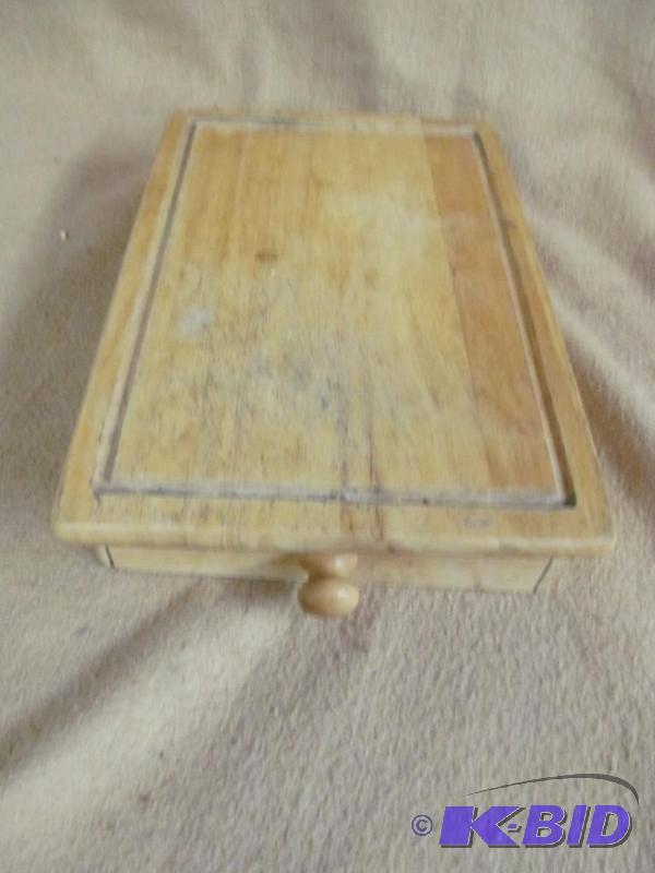 Flatware drawer