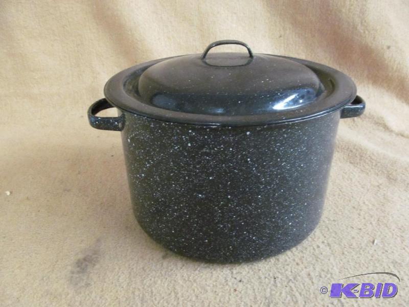 Stock pot