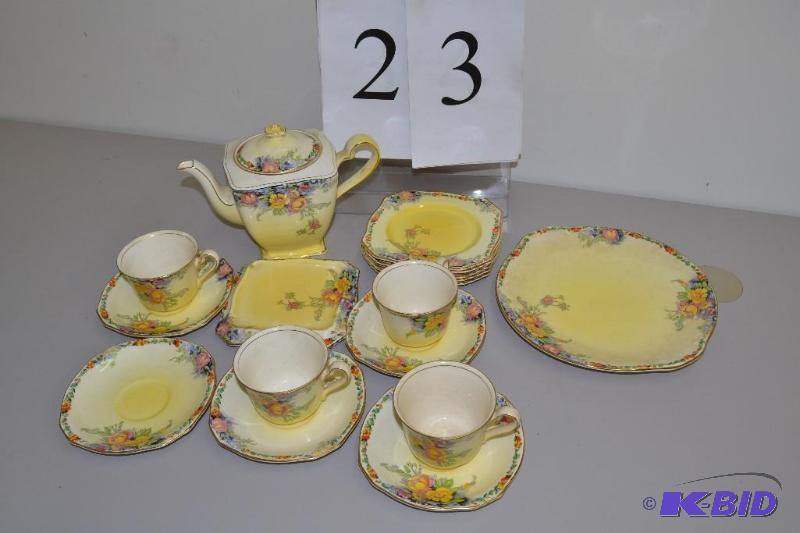 lot 23 image: Royal Winton Grimwades