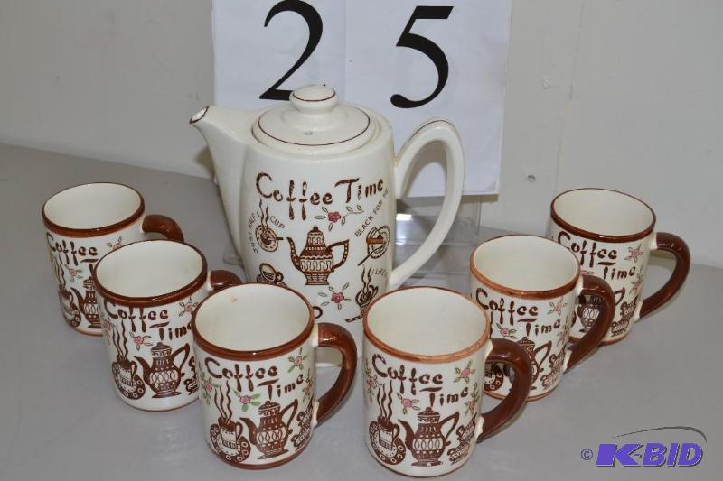 lot 25 image: Coffee time