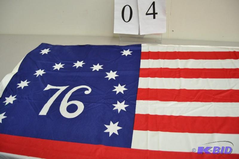 lot 4 image: 76 Flag