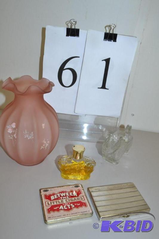 lot 61 image: Misc collectables