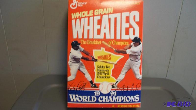 lot 6 image: 1991 Minnesota Twins Wheaties box (Full never...
