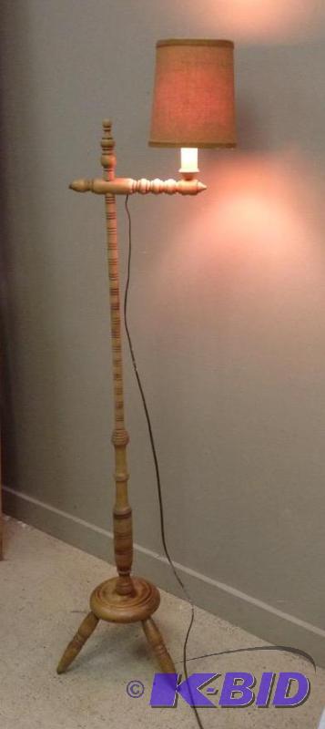 lot 30 image: Vintage Wood Floor Lamp