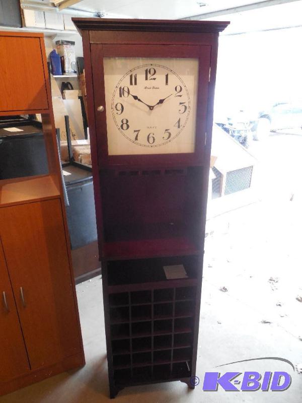 lot 1 image: Liquor Cabinet with Clock - Cherry