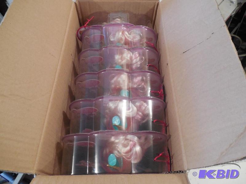 lot 13 image: NEW - 6 Ct case of La Dee Da Barbie Dolls