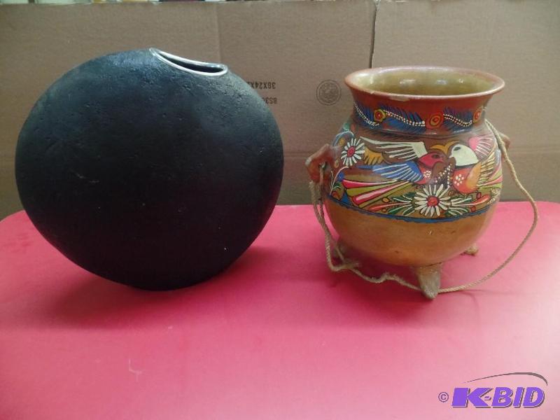 2 Decorative Vases