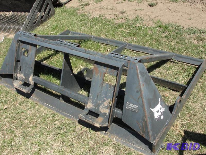 lot 4 image: 6ft Bobcat Land Leveler