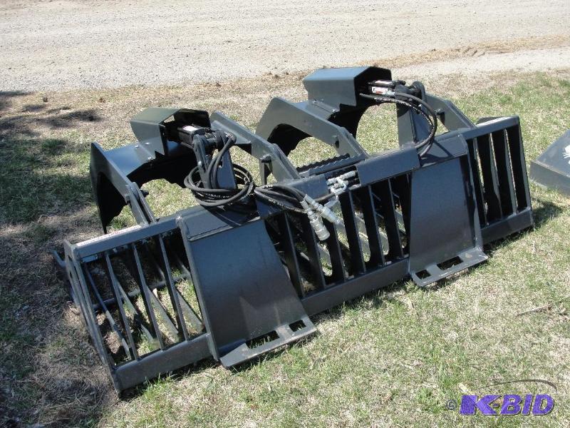 lot 5 image: NEW 72 Stout Rock Grapple