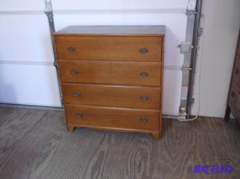 Beautiful Vintage 3 dove tail drawer dresser ...