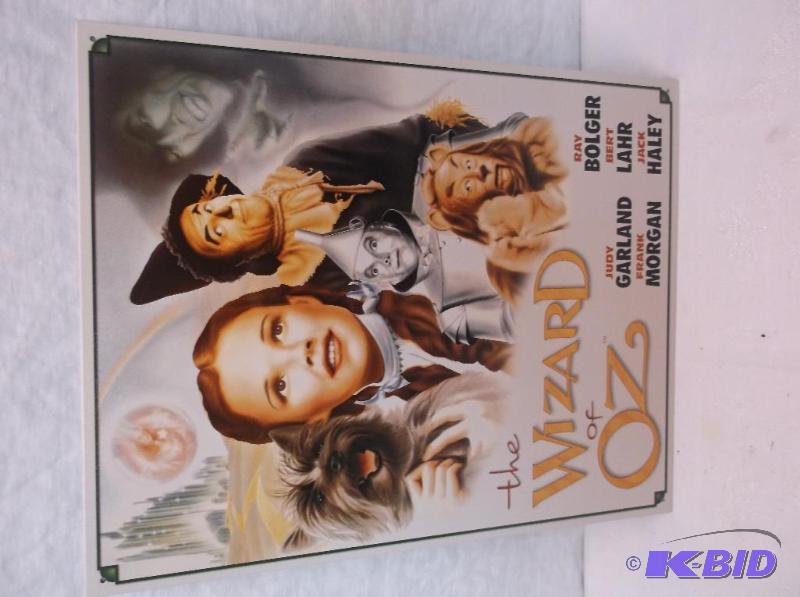 Collectable Wizard of Oz sign measuring 12 1...