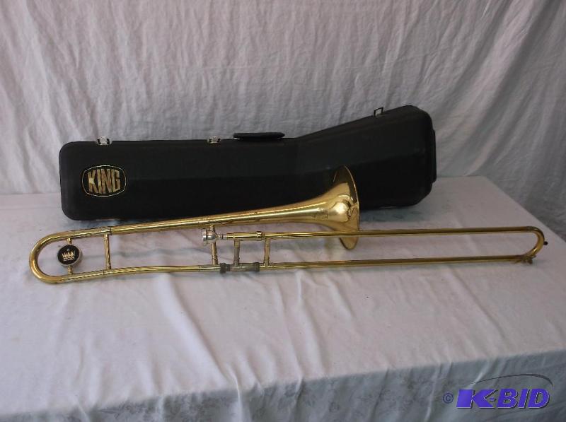 King Tempo 606 sliding trombone with case has...