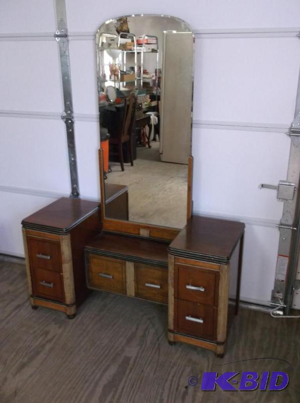 Beautiful vintage beveled mirror 4 dove tail ...