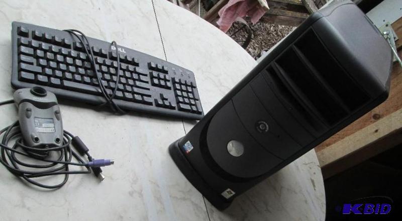lot 106 image: Dell Dimension 4400computer tower with a CD R...