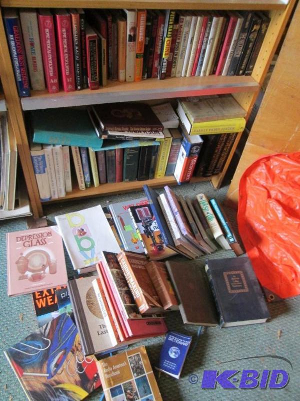 lot 173 image: Large lot of assorted books, shelf NOT includ...