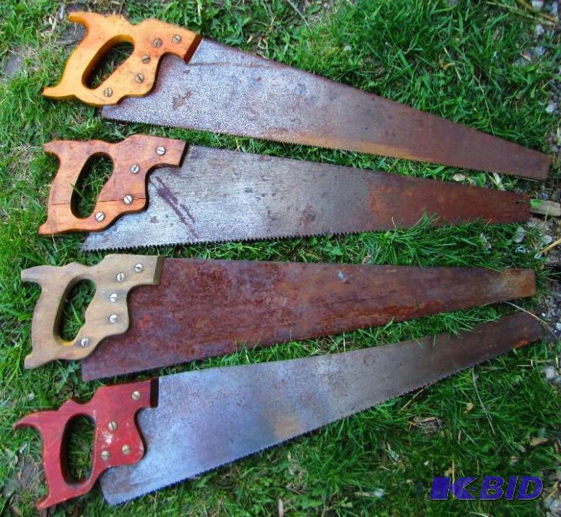 lot 5 image: Lot of vintage hand saws...