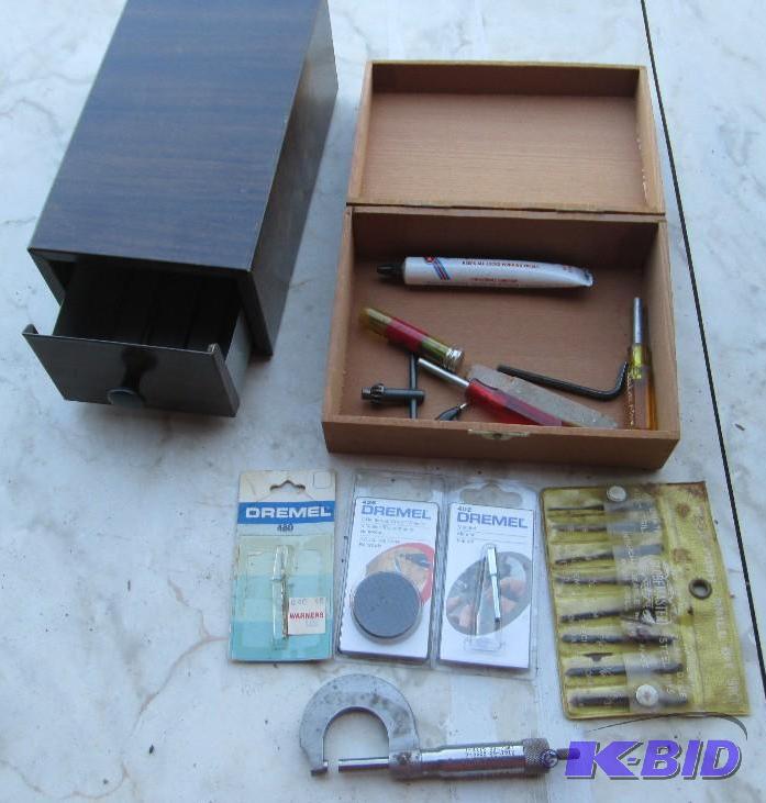 lot 50 image: Fine measuring tool, dremmel bits, and more i...