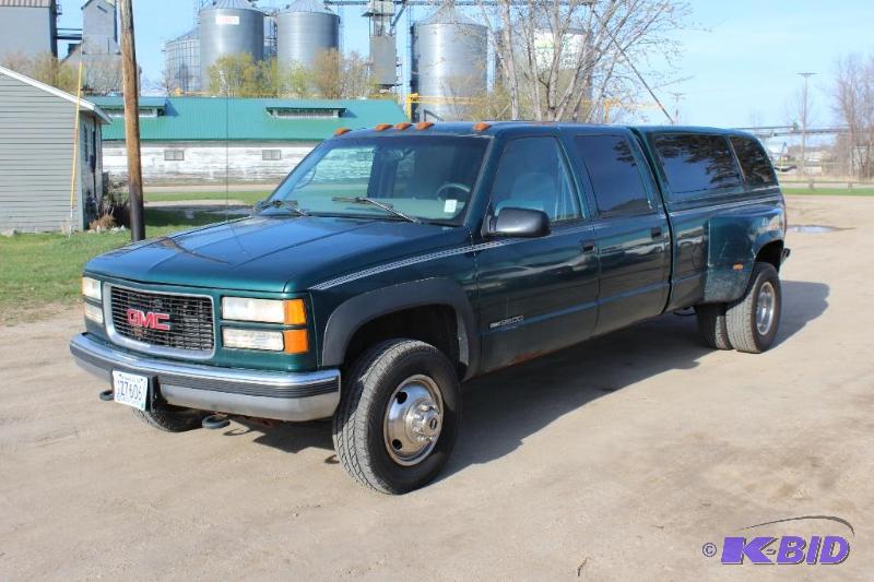 1997 GMC Sierra SLE 3500 4 Door Crew Cab Long Box Dually 7.4l V8