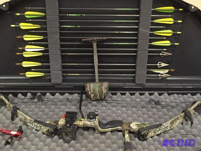 Nova PSE Compound Bow