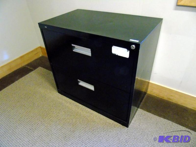lot 3 image: HON 2-drawer black metal locking file cabinet