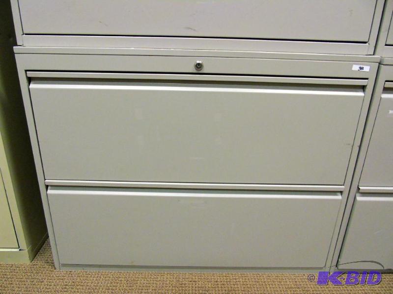 lot 38 image: Two drawer metal lateral file cabinet - locking