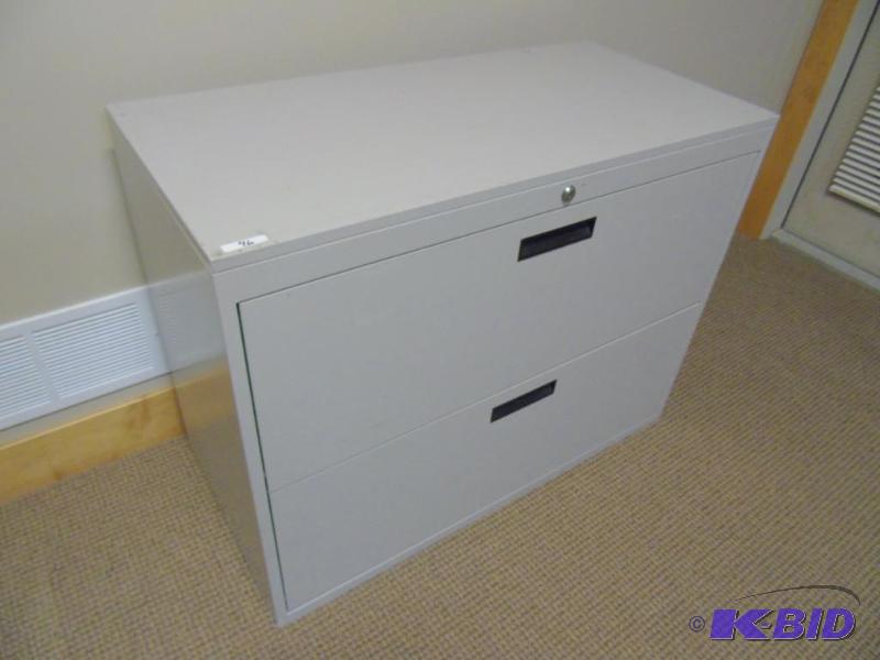 lot 46 image: Two drawer metal lateral file cabinet - locking