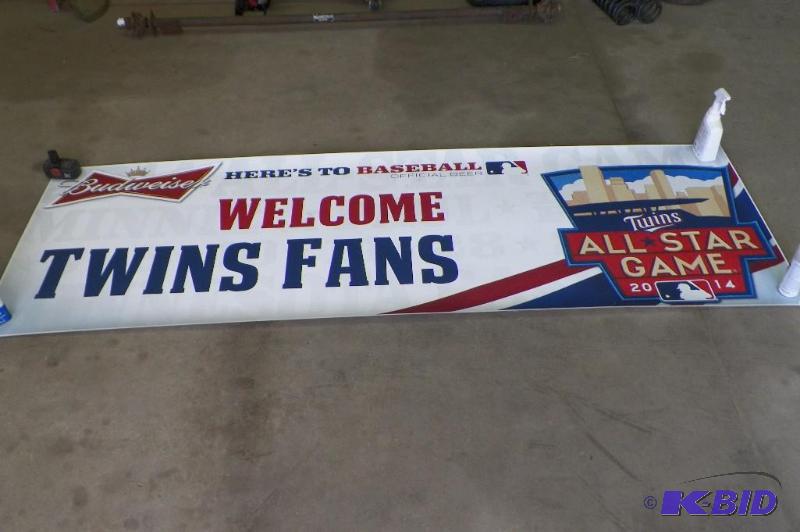 lot 102 image: Twins All Star Game Banner
