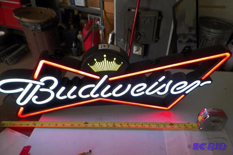 lot 133 image: Budweiser Lighted Sign 4 Brightness Settings