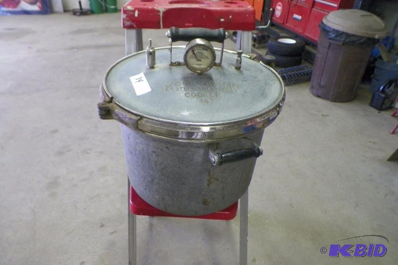 lot 34 image: Kook-Kwick Pressure Cooker