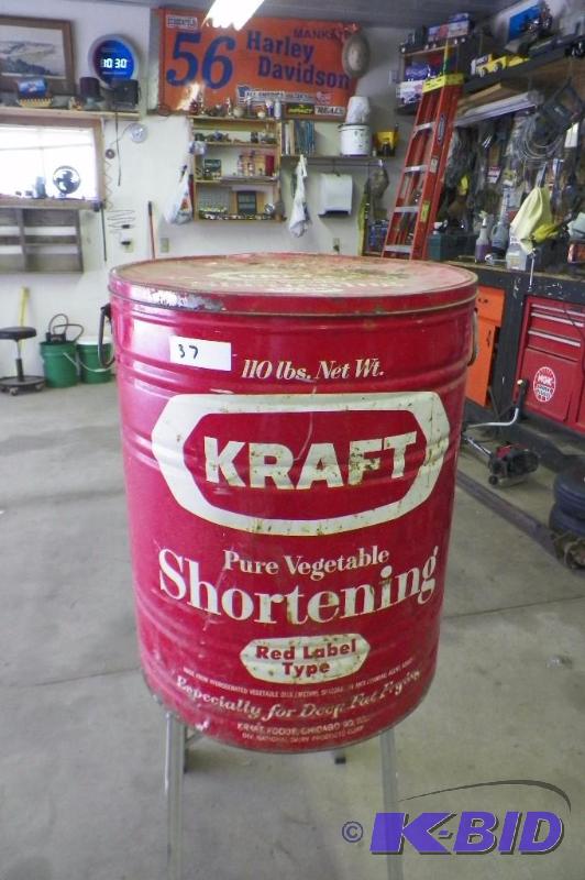 lot 37 image: Kraft 110 pound Tin