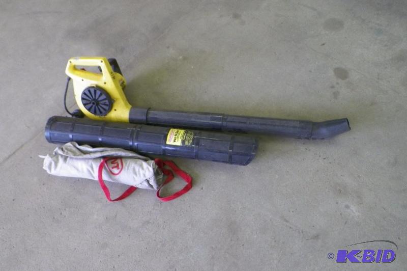 lot 41 image: Paramount Blower Vacuum Tested and works