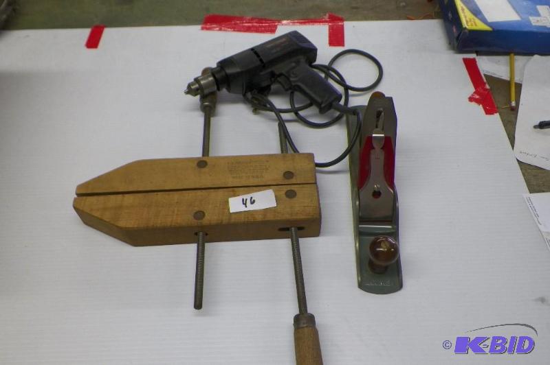 lot 46 image: Stanley Plane & Jacobsen Clamp & Craftsman Drill - Works Tested