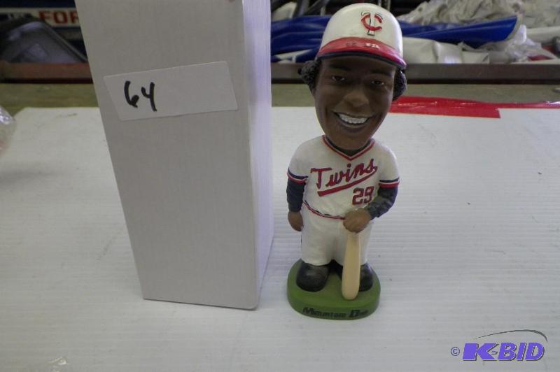 lot 64 image: Rod Carew Bobble Head