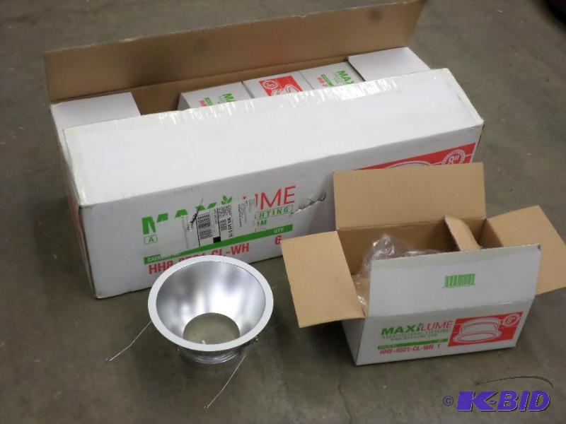 lot 23 image: (6) New Maxilume 8" Downlights...