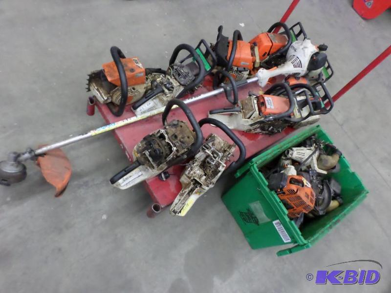 lot 24 image: Lot Of (9) Stihl Chainsaws For Parts & (...