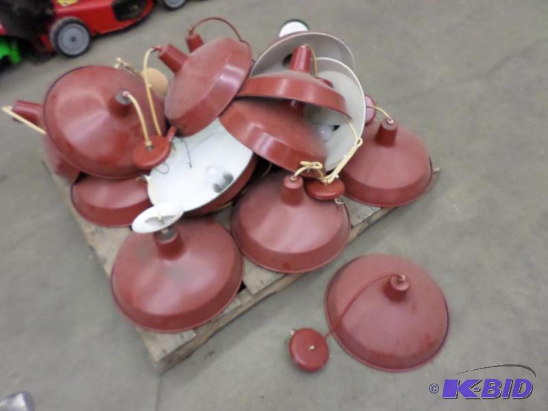 lot 65 image: Lot Of (16) Matching Diner Lights...