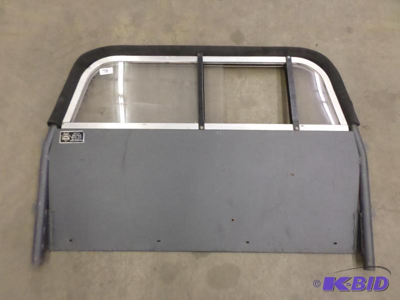 lot 75 image: 2005 Ford Expedition Steel Divider With Slide...