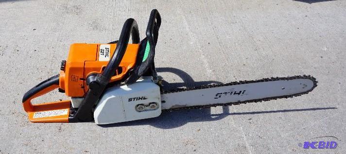 lot 16 image: Stihl&nbspModel 021 Chain Saw In Good Workin...