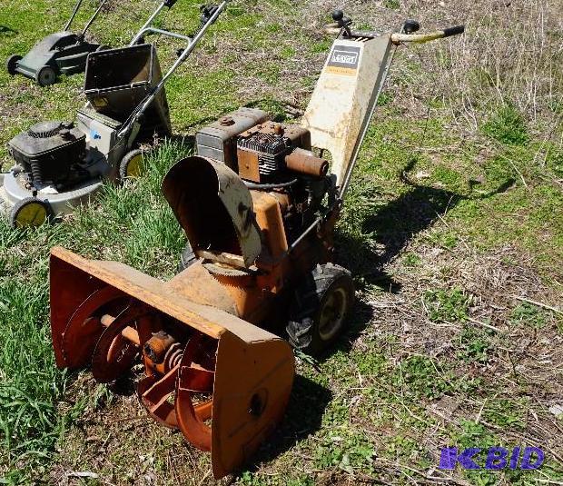 lot 25 image: Montgomery Wards Dual Stage Snow Blower Power...