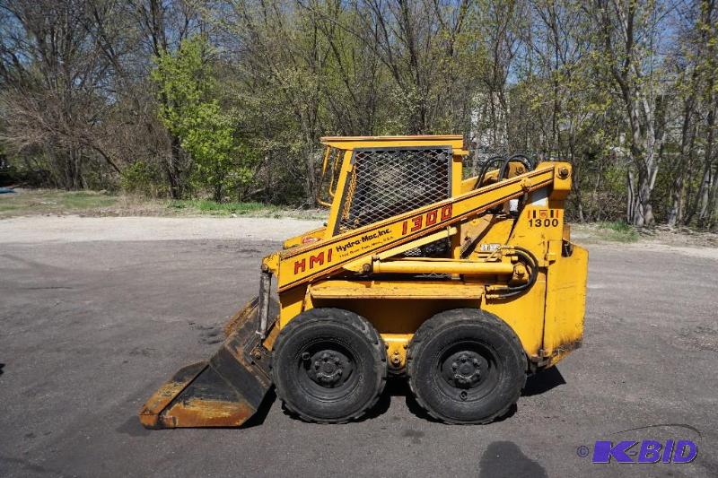 lot 3 image: 1995&nbspHydro Mac Bobcat Skid Loader Skid ...